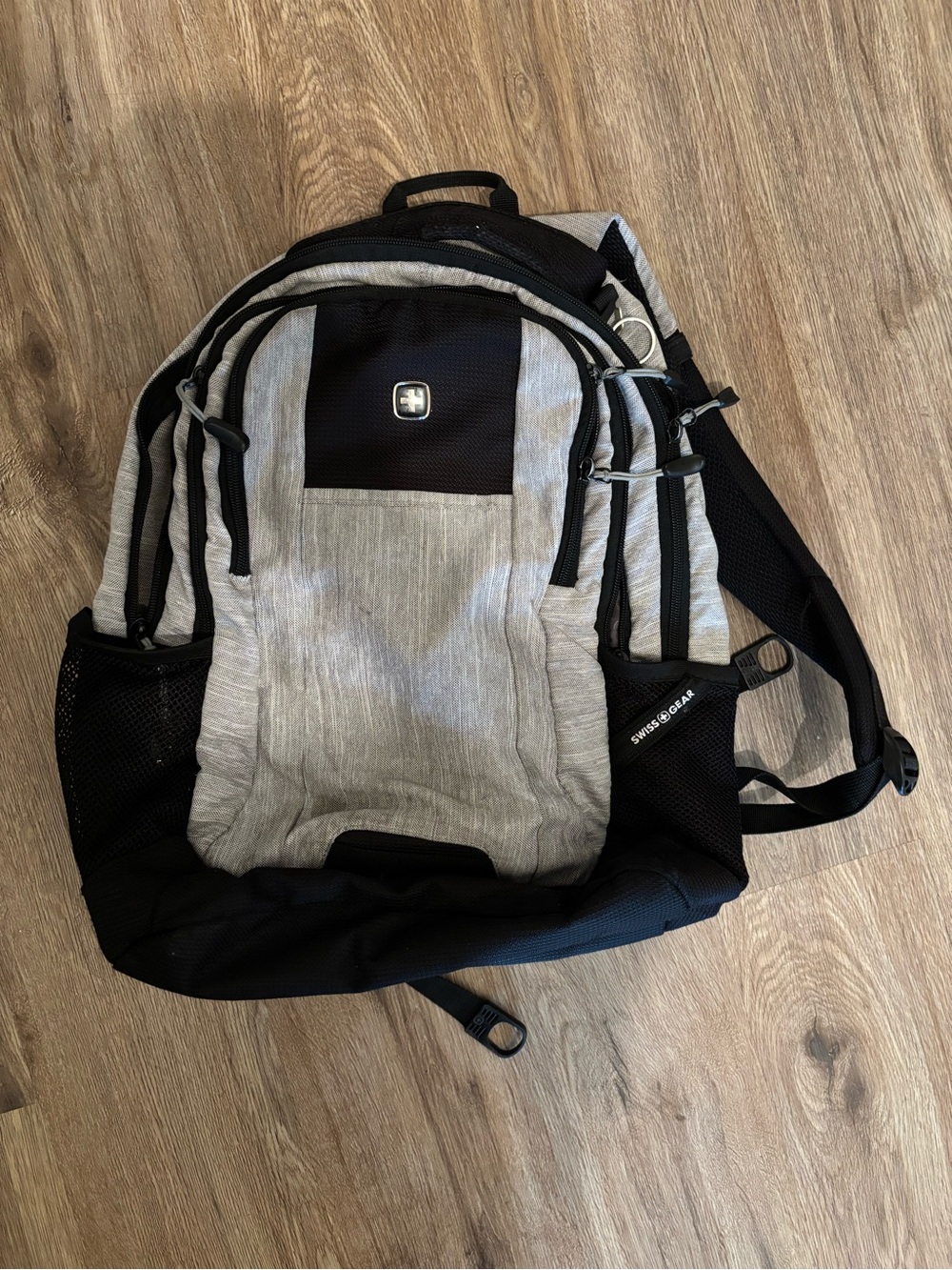 SwissGear Black and Gray Men's Backpack with Multiple Compartments